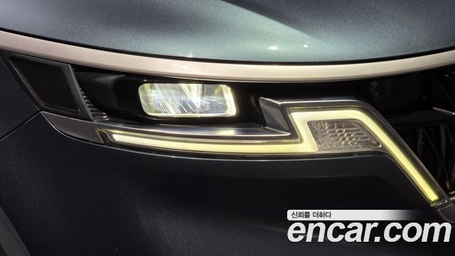 Kia Canival 2021 — photo 8