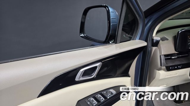 Kia Canival 2021 — photo 30