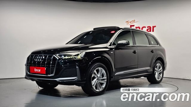 Audi Q7 2022 — photo 1