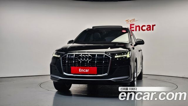 Audi Q7 2022 — photo 3