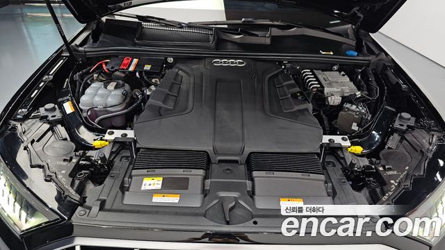 Audi Q7 2022 — photo 6