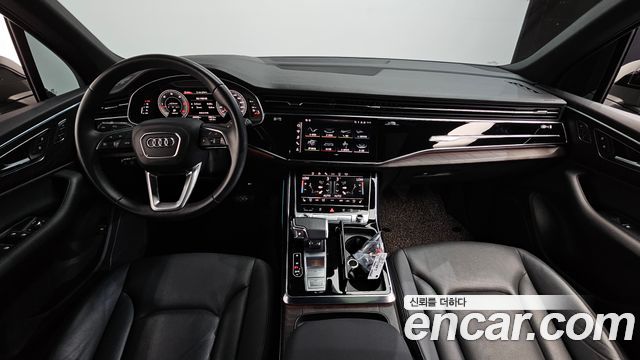 Audi Q7 2022 — photo 10