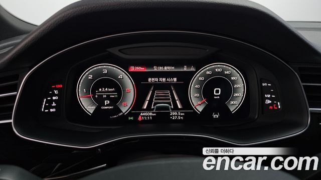 Audi Q7 2022 — photo 11
