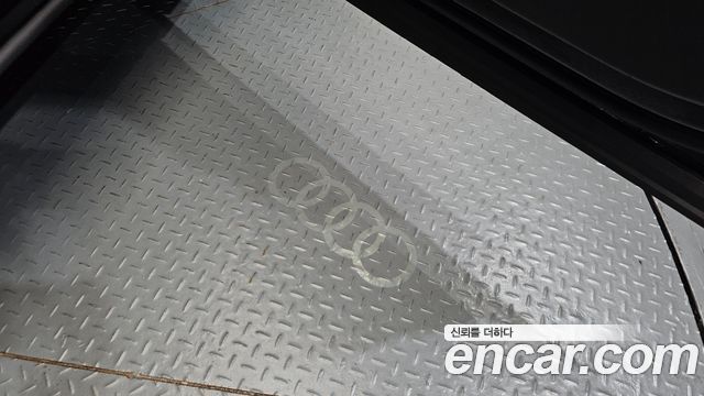 Audi Q7 2022 — photo 34