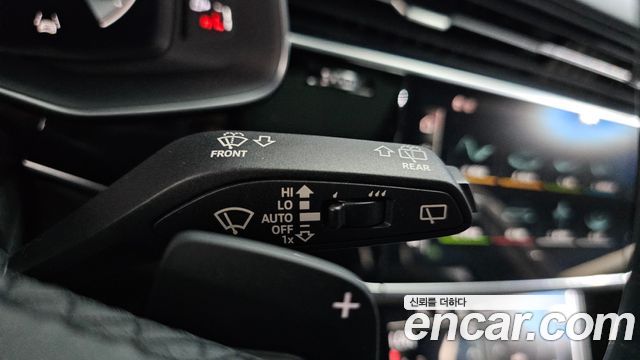 Audi Q7 2022 — photo 37