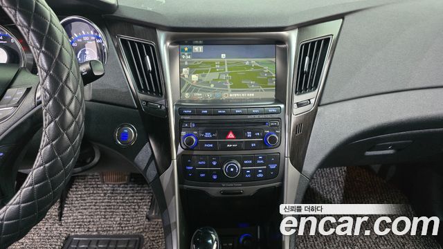 Hyundai Sonata 2013 — photo 20