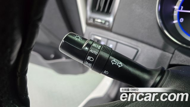 Hyundai Sonata 2013 — photo 22
