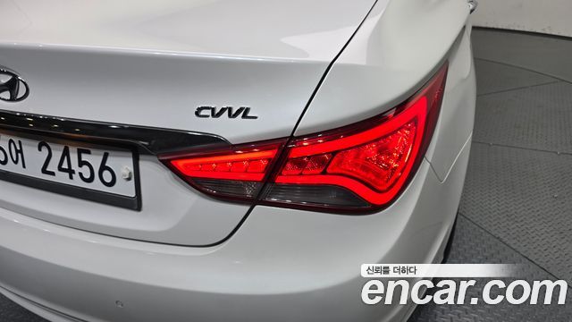 Hyundai Sonata 2013 — photo 9