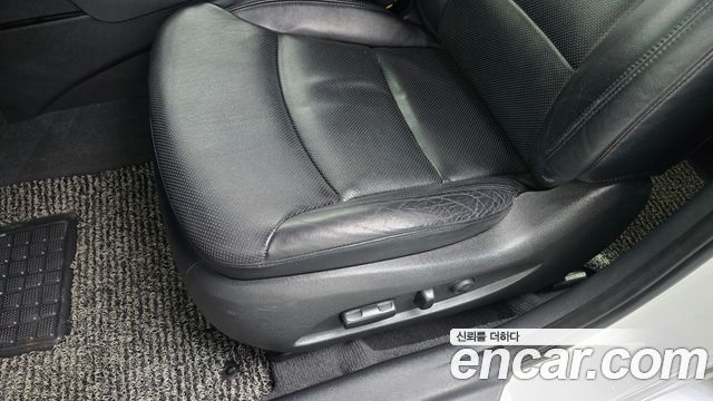 Hyundai Sonata 2013 — photo 33