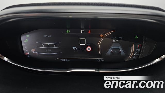 Peugeot 3008 2019 — photo 11