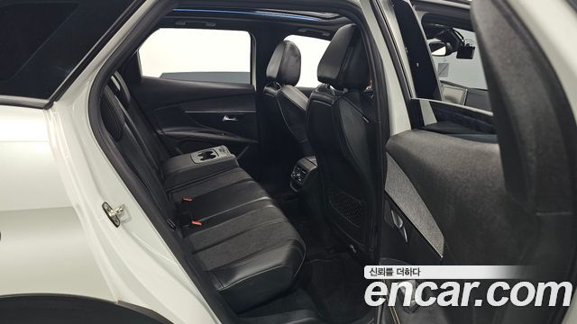 Peugeot 3008 2019 — photo 17