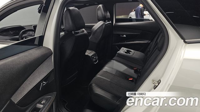 Peugeot 3008 2019 — photo 18