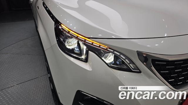 Peugeot 3008 2019 — photo 8