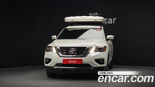 Nissan Pathfinder 2018 — photo 3