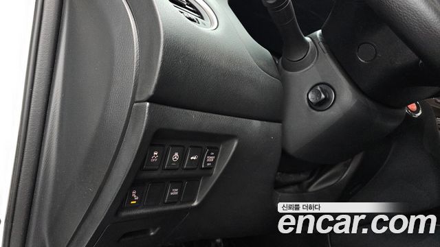 Nissan Pathfinder 2018 — photo 24