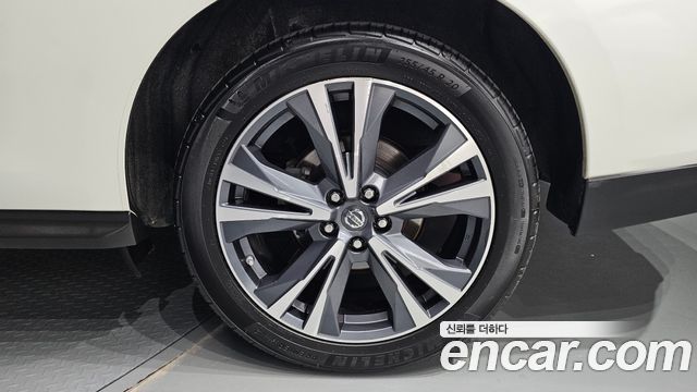 Nissan Pathfinder 2018 — photo 7