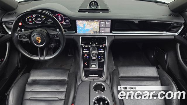 Porsche Panamera 2021 — photo 7