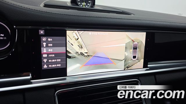 Porsche Panamera 2021 — photo 18