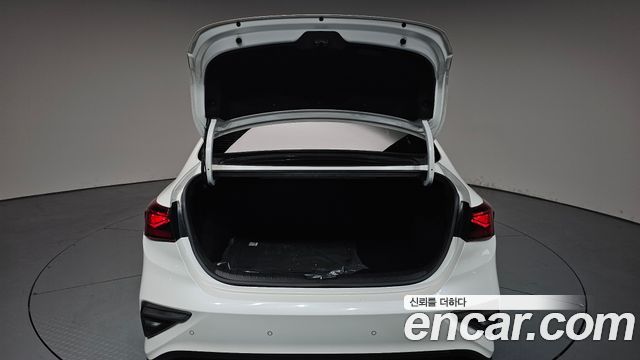 Kia K3 2021 — photo 26