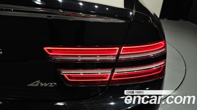 Genesis G80 2022 — photo 9
