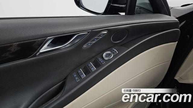 Genesis G80 2022 — photo 37