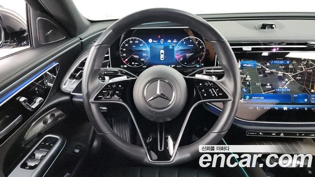 Mercedes-Benz E-Class 2024 — photo 19