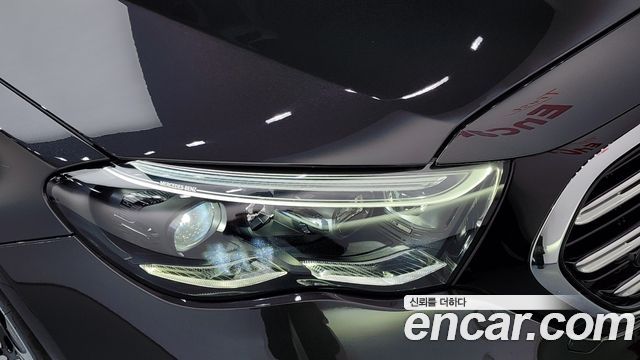 Mercedes-Benz E-Class 2024 — photo 8