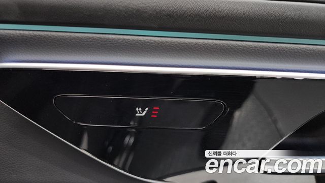 Mercedes-Benz E-Class 2024 — photo 34