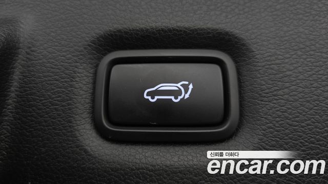 Hyundai Santafe 2022 — photo 15