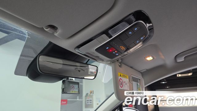 Hyundai Santafe 2022 — photo 17
