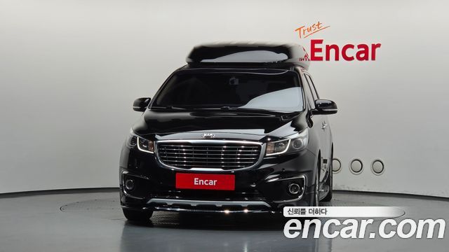 Kia Canival 2017 — photo 3
