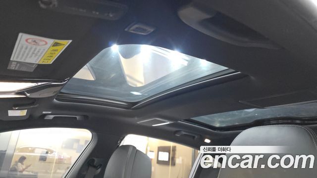 BMW 7-Series 2018 — photo 25