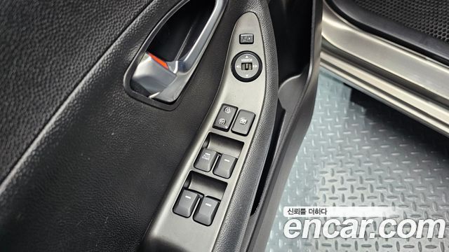 Kia morning 2012 — photo 16