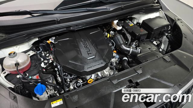 Kia Canival 2023 — photo 6