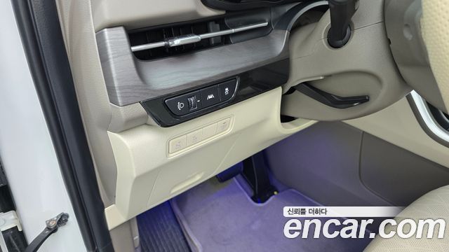 Kia Canival 2023 — photo 26