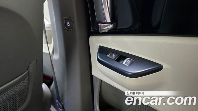 Kia Canival 2023 — photo 29