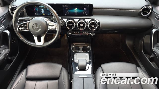Mercedes-Benz A-Class 2021 — photo 7