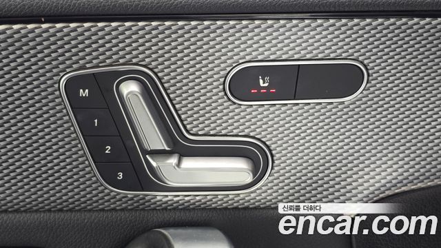 Mercedes-Benz A-Class 2021 — photo 15