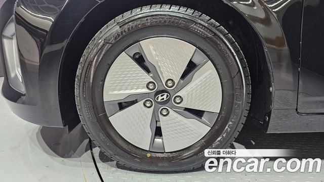 Hyundai Ioniq 2020 — photo 5