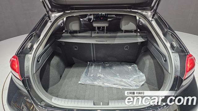 Hyundai Ioniq 2020 — photo 20