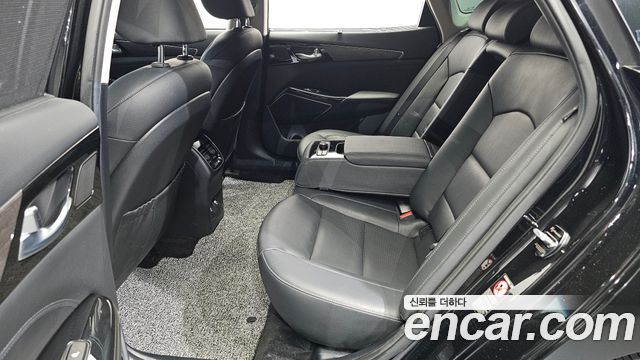 Kia K7 2020 — photo 11