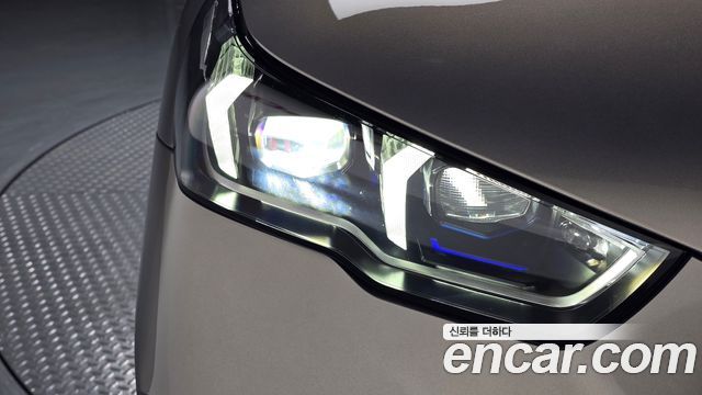 BMW 5-Series 2026 — photo 8