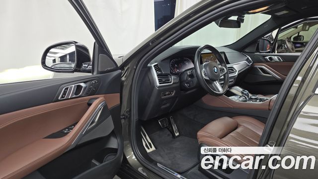 BMW X6 2021 — photo 10