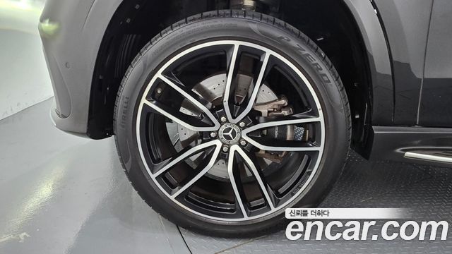 Mercedes-Benz GLS-Class 2024 — photo 5