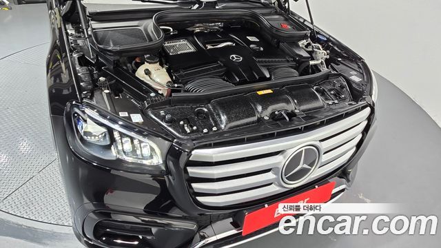 Mercedes-Benz GLS-Class 2024 — photo 6