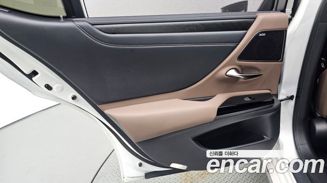 Lexus ES 2026 — photo 15