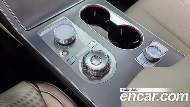 Genesis GV80 2024 — photo 12