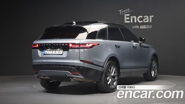 Land Rover Range Rover Velar 2026 — photo 2