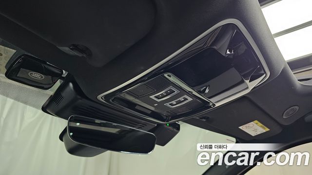 Land Rover Range Rover Velar 2026 — photo 29