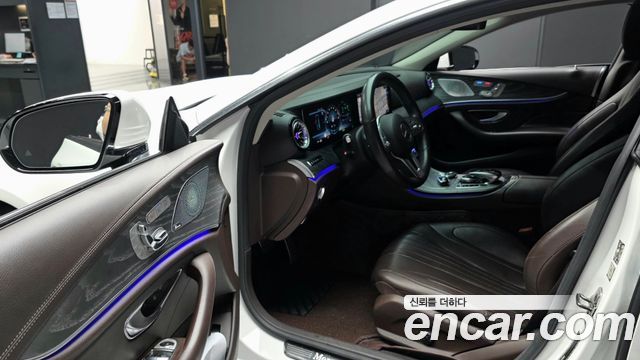 Mercedes-Benz CLS-Class 2020 — photo 13